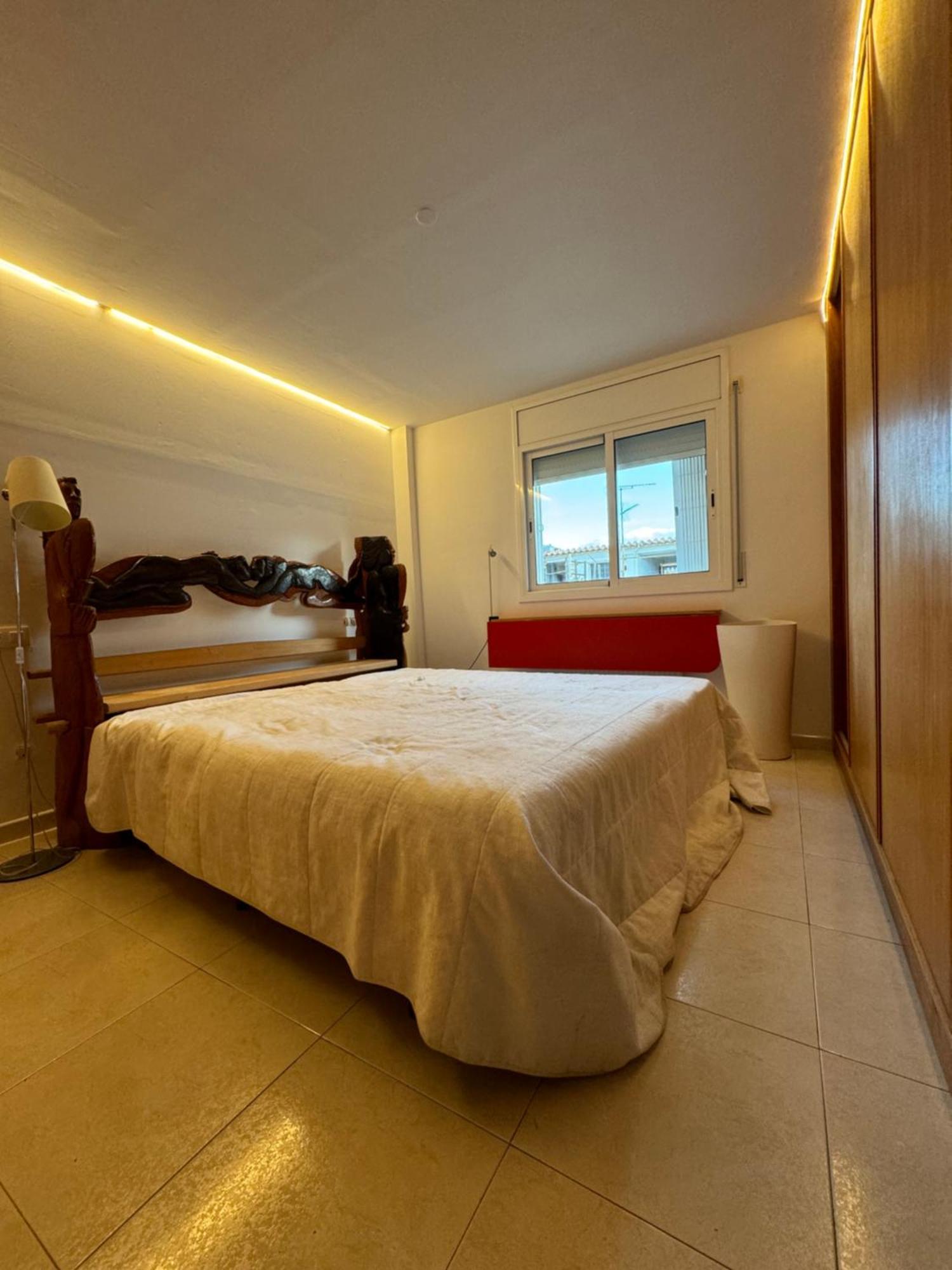 Hilda'S Suite Room Росас Экстерьер фото